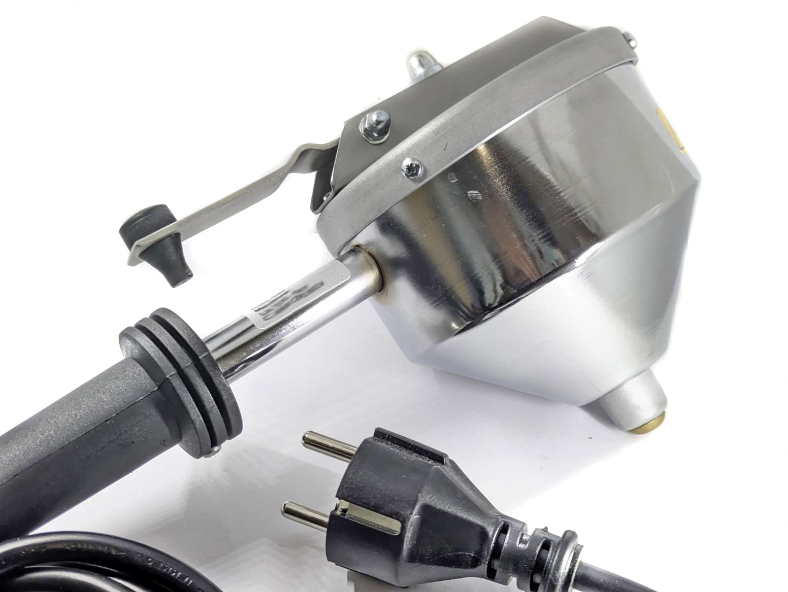 Cacheteur électrique avec doseur et régulateur analogique